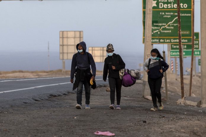 CHILE, MGRANTES “Acnur está invisibilizando a los refugiados venezolanos con una categoría absurda” Unión Europea: Venezuela es el segundo país con más refugiados en el mundo