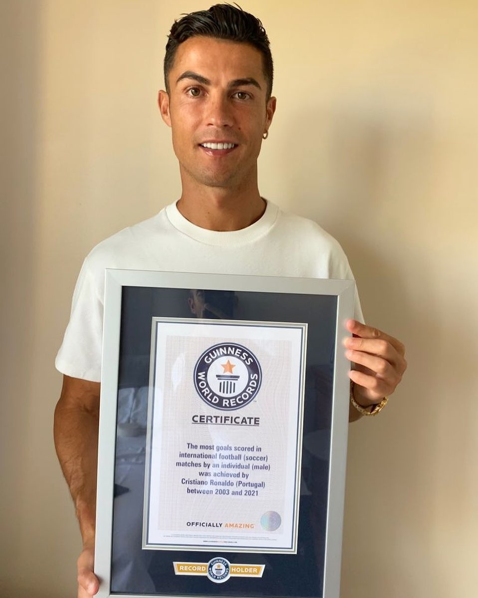 Cristiano Ronaldo celebró su Record Guiness como máximo goleador internacional