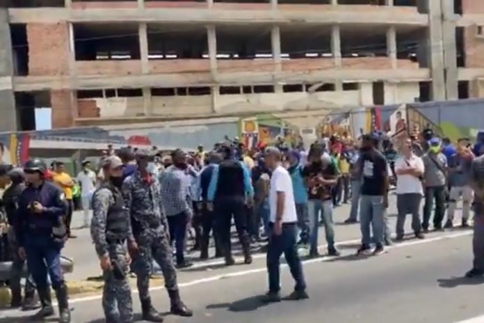 Trabajadores de Salva Foods protestaron para exigir el pago de salarios