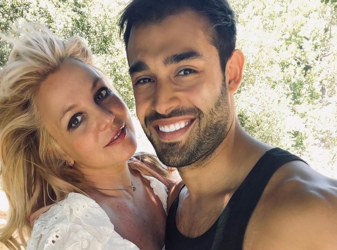 Britney Spears y su prometido dieron la bienvenida a un nuevo integrante de la familia