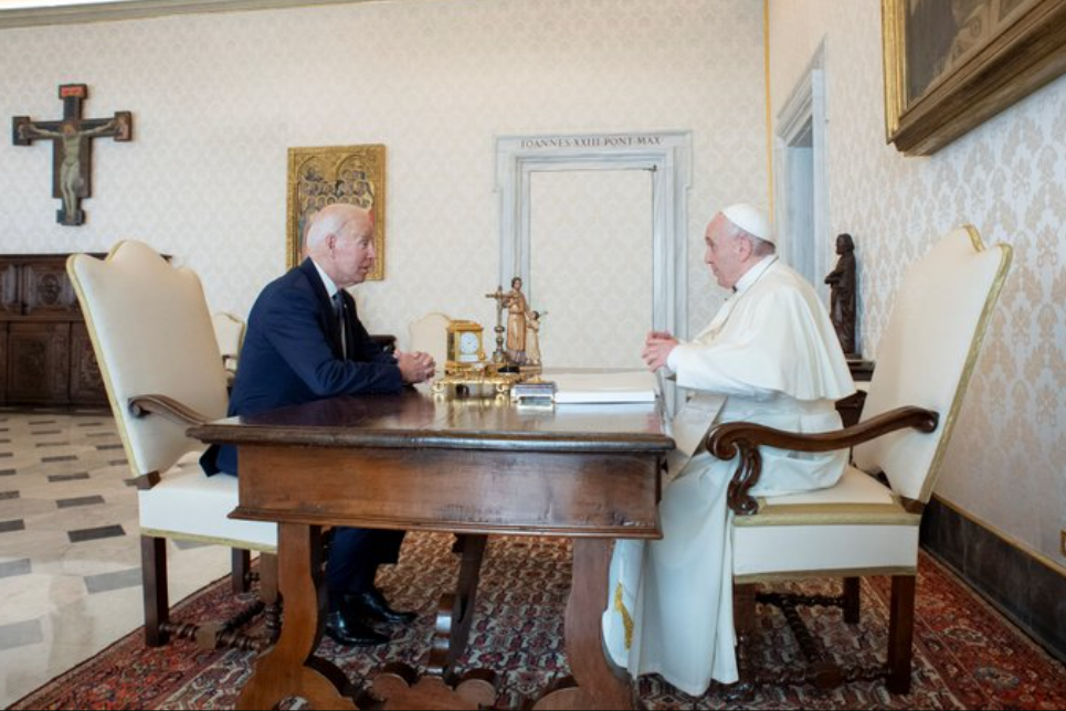 Biden y el papa Francisco hablaron sobre los presos políticos de Venezuela durante un encuentro en el Vaticano