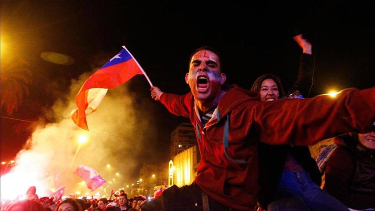 La FIFA multó a la Asociación Nacional de Fútbol Profesional (ANFP) de Chile con casi 50.000 dólares por el comportamiento discriminatorio de sus aficionados en el partido ante Brasil del 2 de septiembre por las eliminatorias al Mundial de Catar 2022.