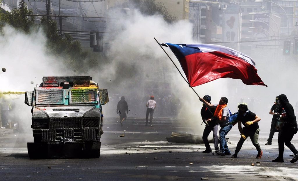 Chile, El Nacional