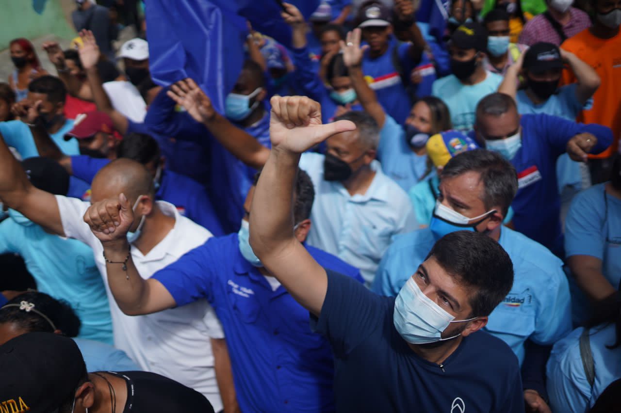 Andrés Schloeter: «Transformaremos la realidad de los sucrenses cuando ganemos el 21N»