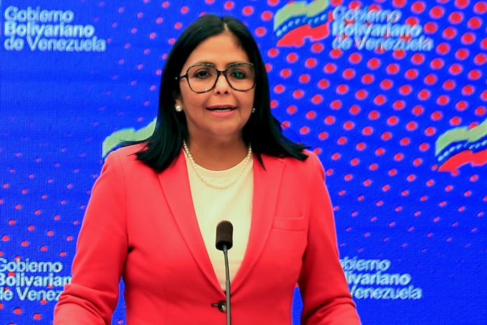Venezuela ABC: Delcy Rodríguez viajó a España para reunirse con Rodríguez Zapatero, ir al médico y de compras-a restaurantes-contra funcionarios