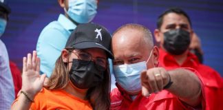 Rosinés Chávez regresó a Venezuela y participó en un acto de campaña con Diosdado Cabello