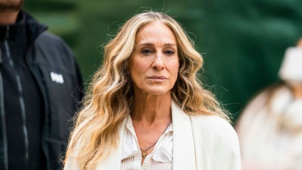 “¿Voy a dejar de envejecer? ¿Desaparecer?”: la respuesta de Sarah Jessica Parker a las críticas sobre su aspecto y su canas