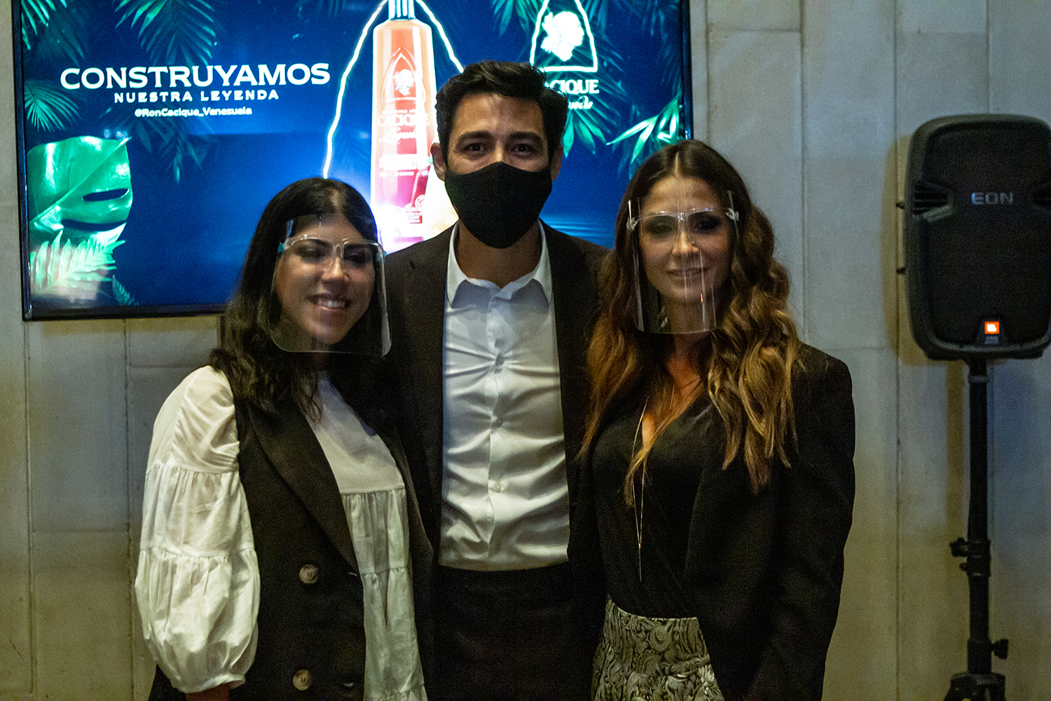 Andrea Martínez, Leo Aldana, Jessika Uzcátegui