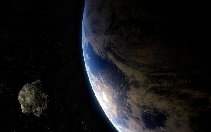 asteroide por la tierra