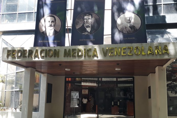 Federación Médica Venezolana pide al fiscal Karim Khan que constate la realidad en los hospitales del país