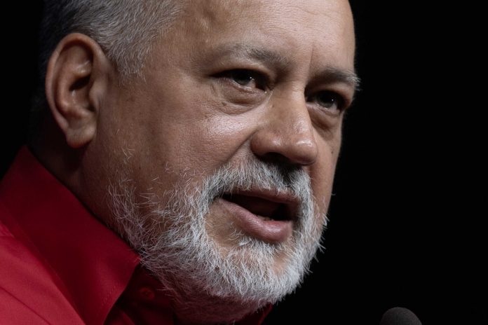 Cabello Patilla Diosdado Cabello: La Conferencia Episcopal Venezolana da lástima y asco