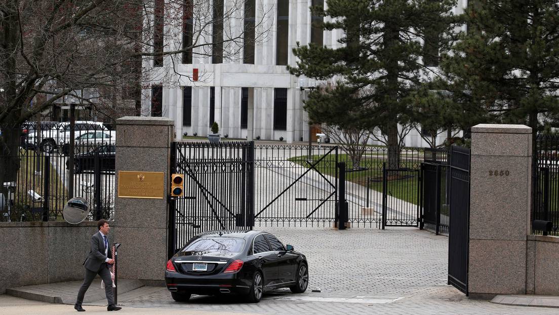 EE UU expulsó al ministro consejero de la Embajada de Rusia en Washington