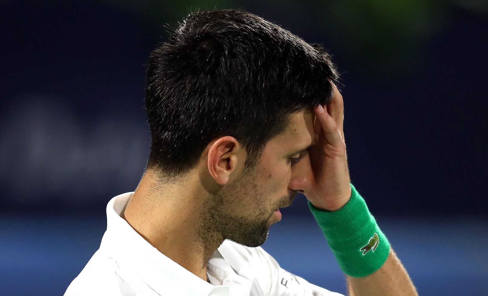 Djokovic se baja del número uno