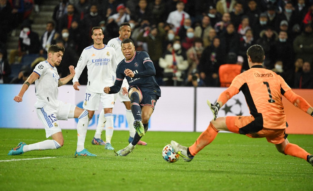 Mbappé se inventa una genialidad y el PSG ganó 1-0 al Real Madrid