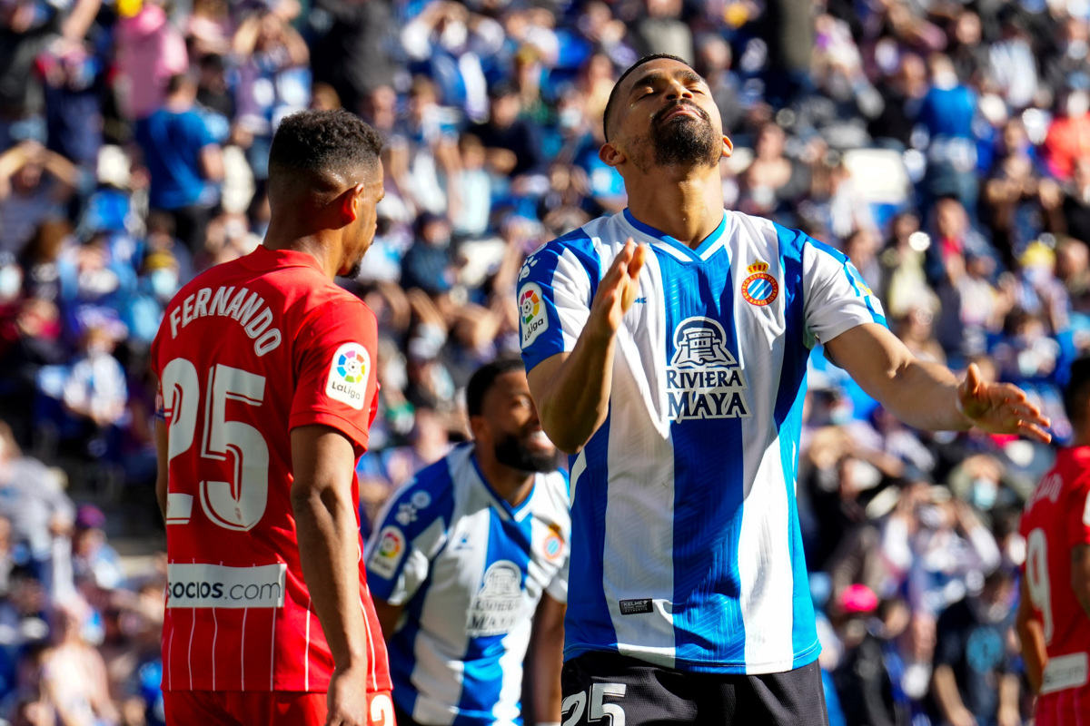 El Espanyol del venezolano Yangel Herrera se le atraganta al Sevilla