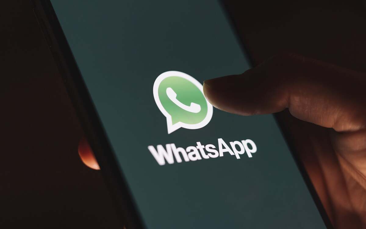 El truco que permite ver quién está conectado sin abrir WhatsApp