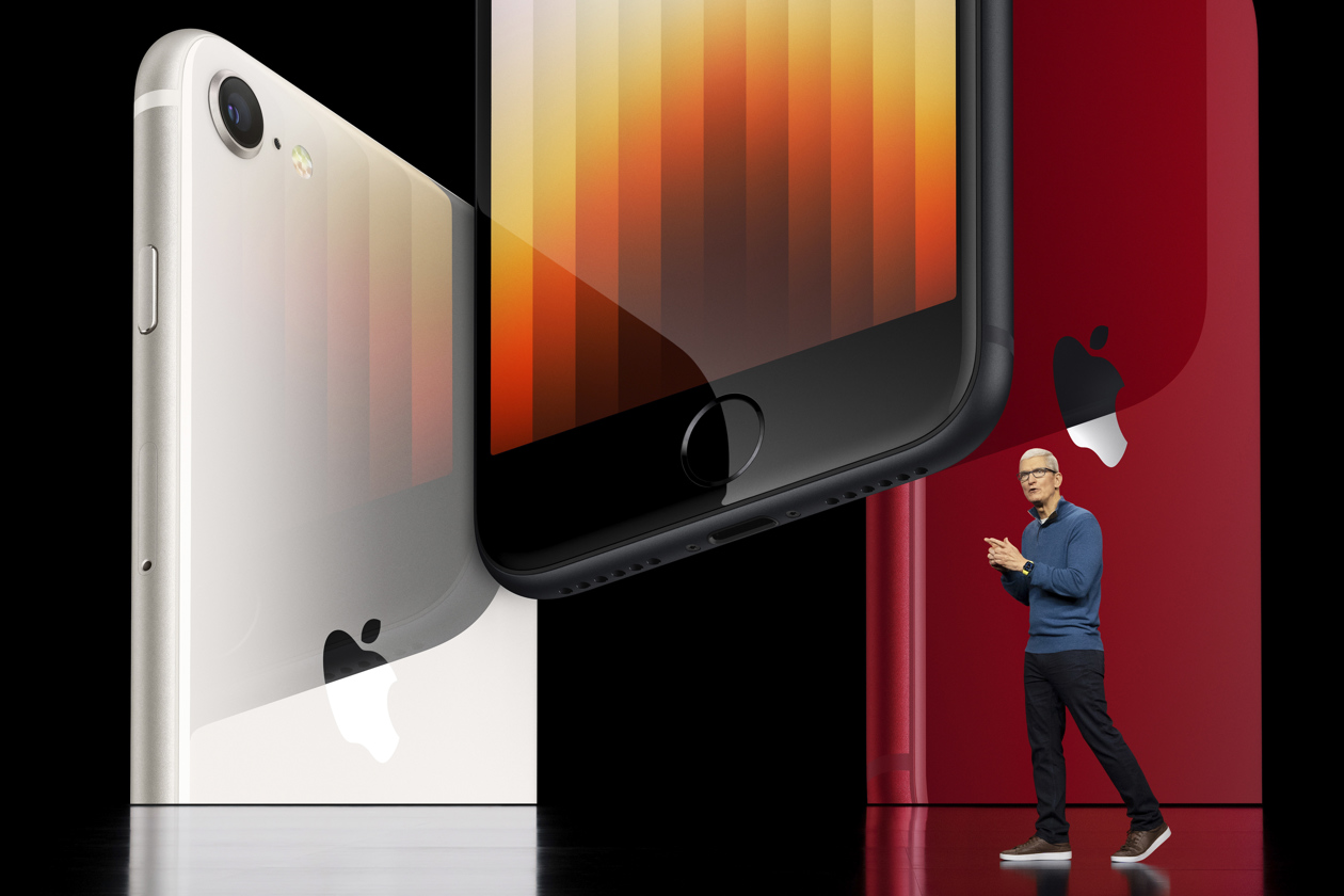Apple presenta el 'iPhone 13' potenciando su cámara de fotos
