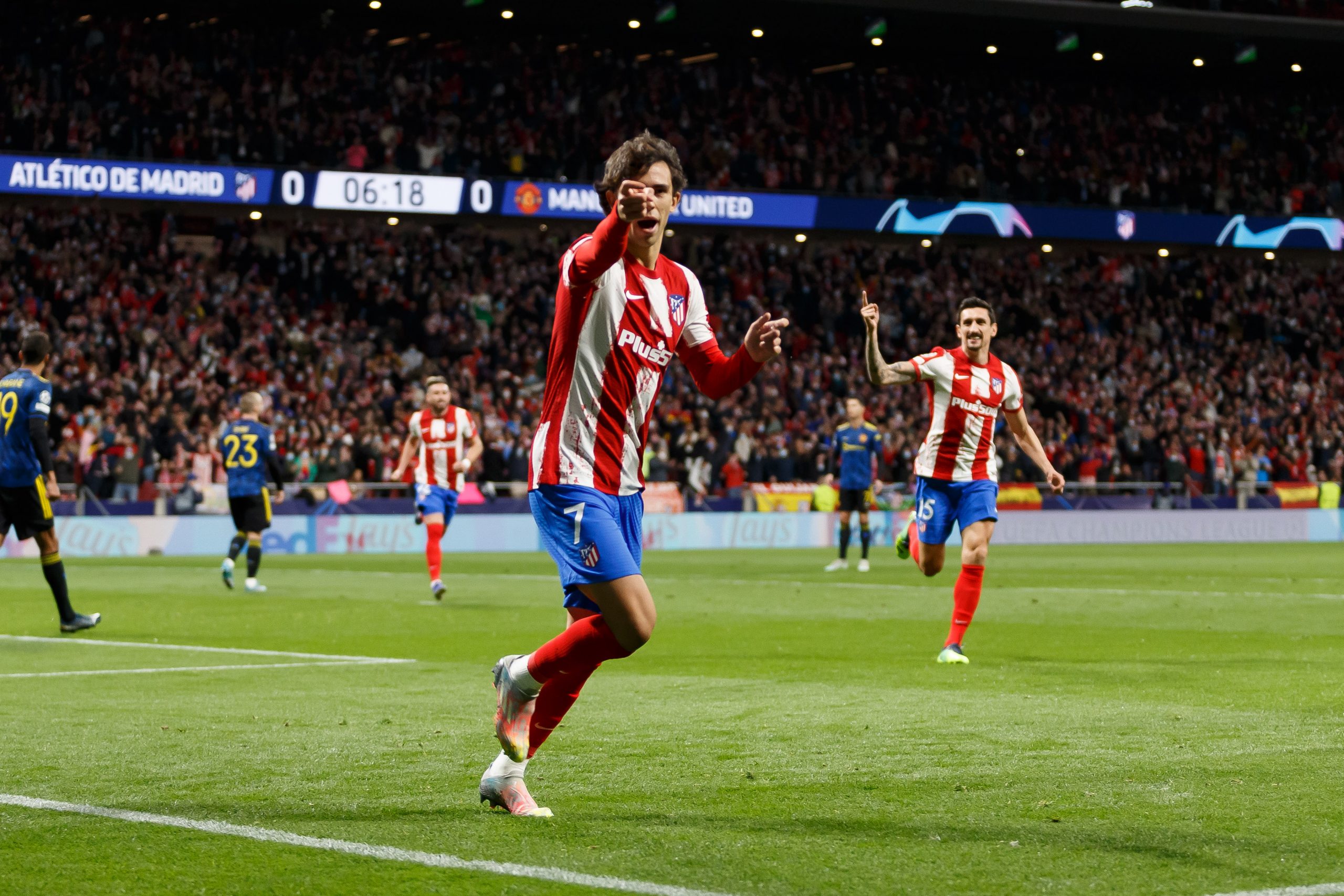 El Atlético de Madrid a todo o nada en Old Trafford