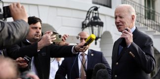 Biden advirtió de posibilidad de ataque con armas químicas en Ucrania