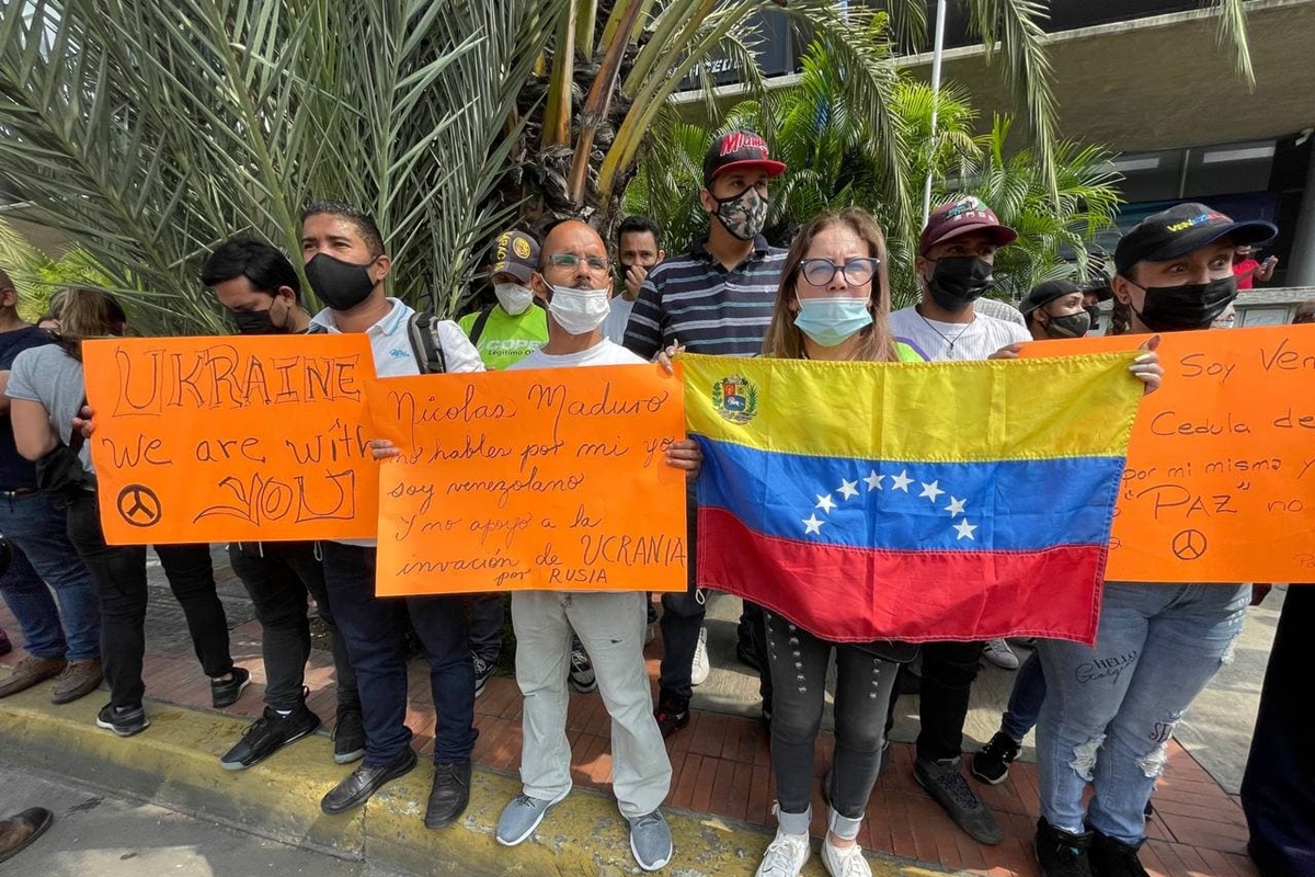 Protestaron en Caracas en rechazo a la invasión rusa contra Ucrania