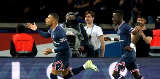 PSG derrota al Marsella en el "Clásico" para acariciar el título