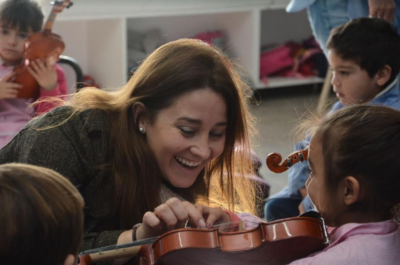 La música suena todos los días bajo el nombre de José Antonio Abreu en Chascomús