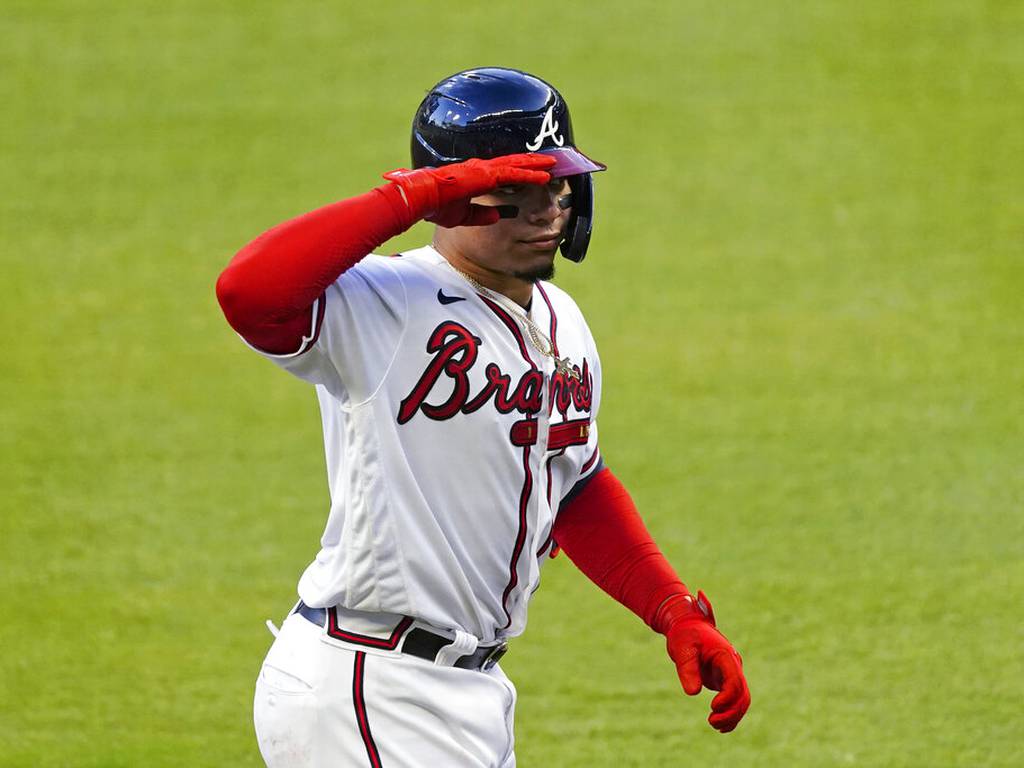 Jonrón de William Contreras en la victoria de los Bravos de Atlanta