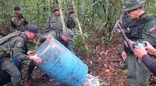 La FANB destruyó campamentos de narcotraficantes en Apure y Zulia