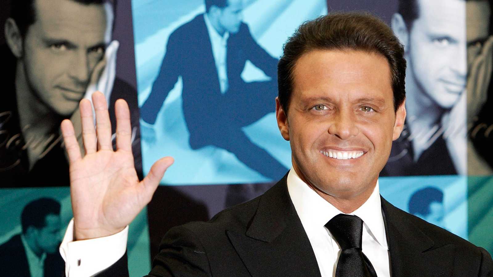 Fans de Luis Miguel piden nueva música tras reaparición en redes sociales