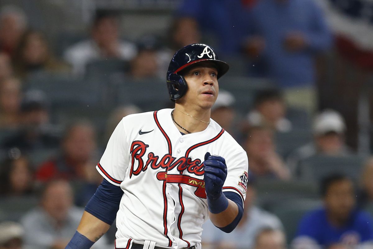 Bravos de Atlanta fichan al venezolano Ehire Adrianza