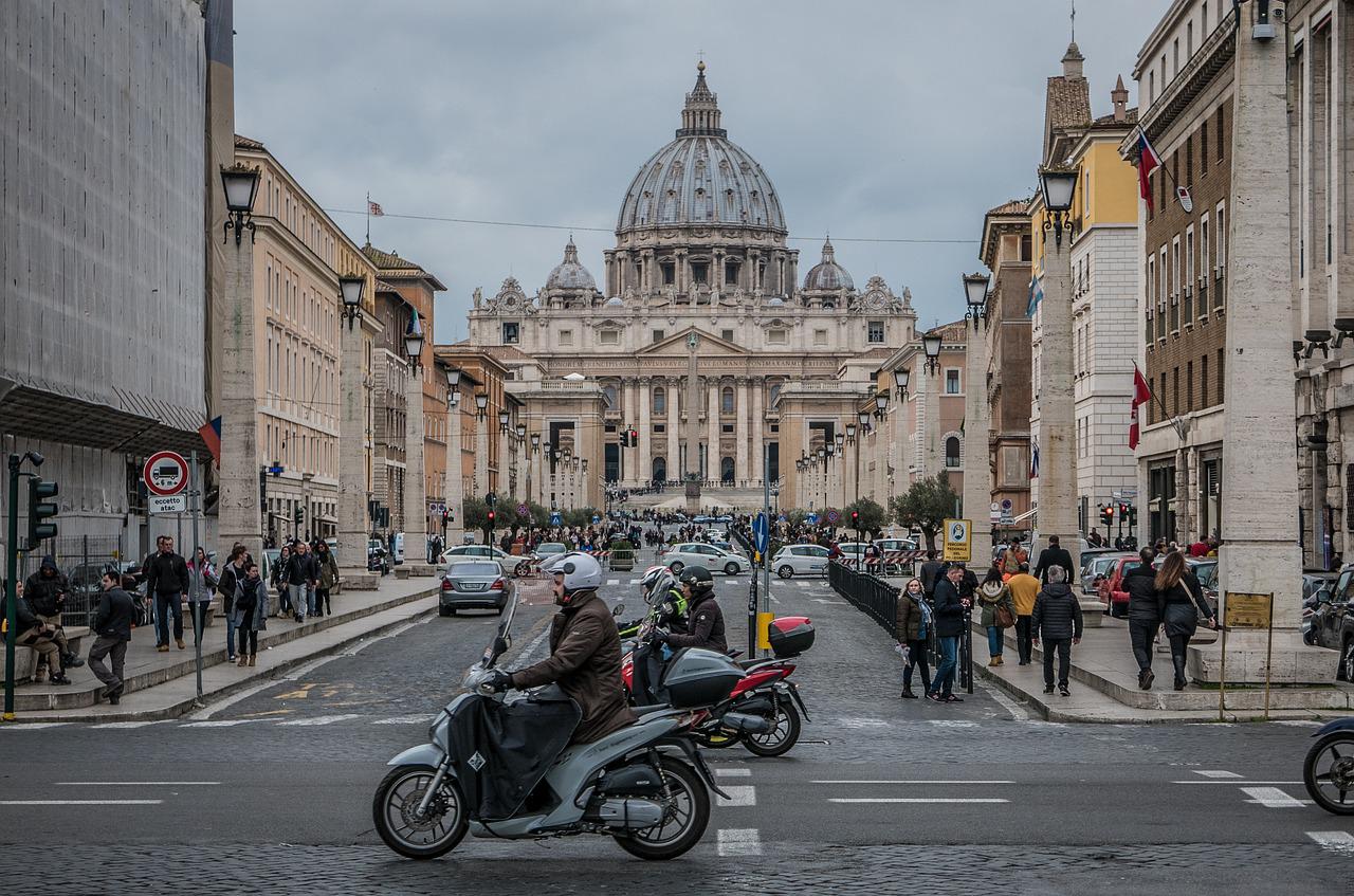 Un hombre queda sepultado mientras excavaba un túnel ilegal en Roma