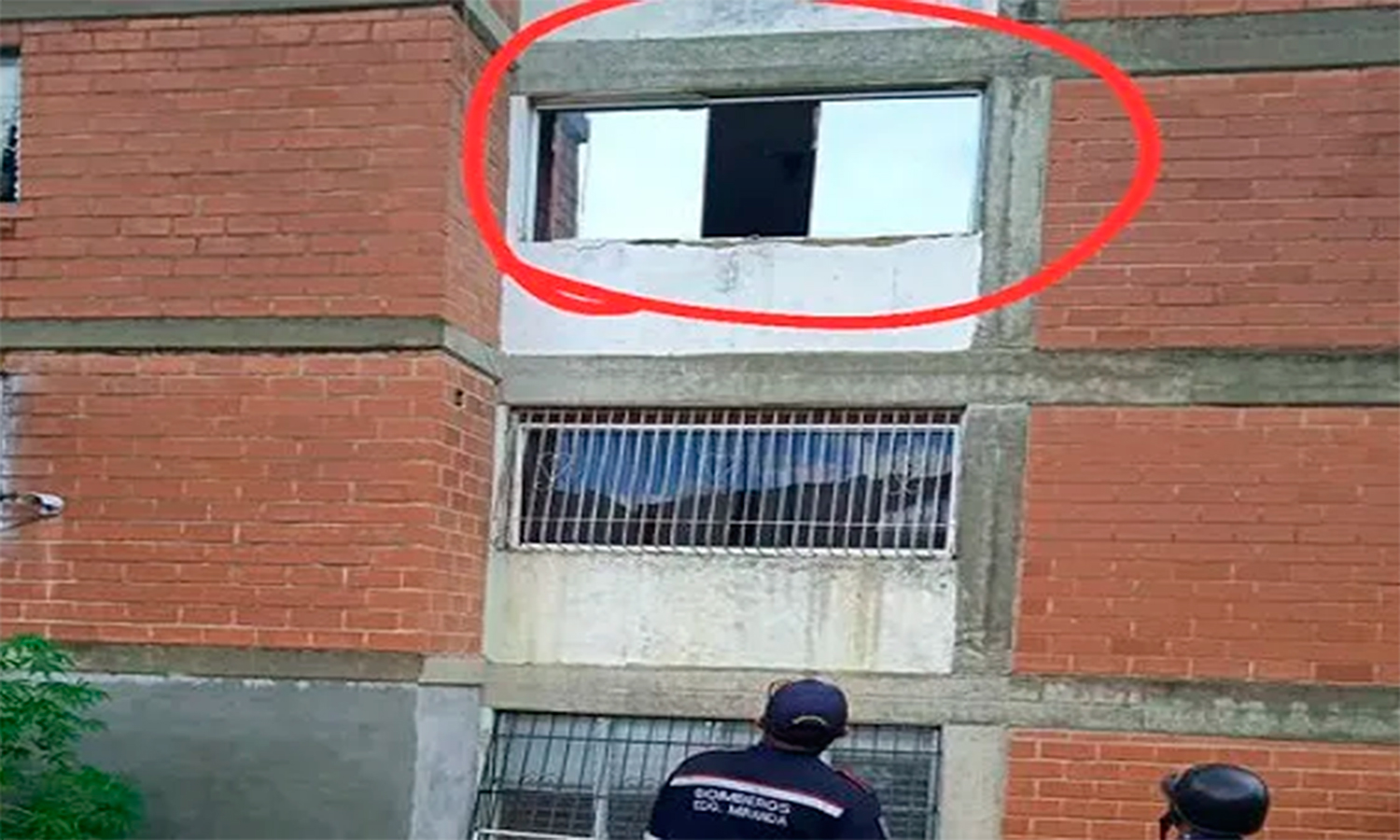 Ocumare del Tuy: tres niños cayeron de un segundo piso tras ceder la reja de una ventana