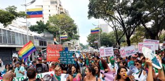 “Legal, seguro y gratuito”: protestaron en Caracas a favor del aborto