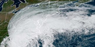 El huracán Ian toca tierra en Carolina del Sur
