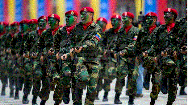 Militares destruyen base logística de una banda frente al Mar Caribe