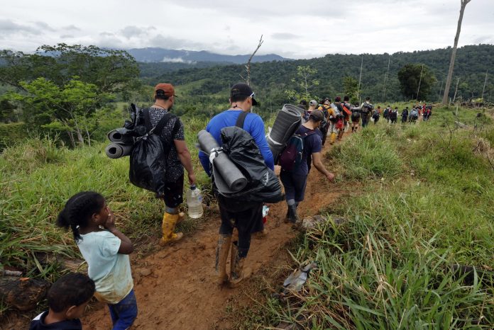 migrantes primer grupo de venezolanos-a su país