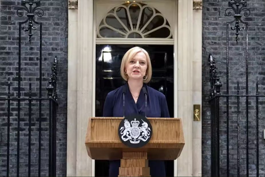 Los aspirantes a suceder a Liz Truss como primer ministro del Reino Unido necesitarán el respaldo de 100 diputados