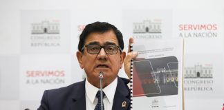Congreso peruano niega a la OEA tener intención "de hacer un golpe de Estado"