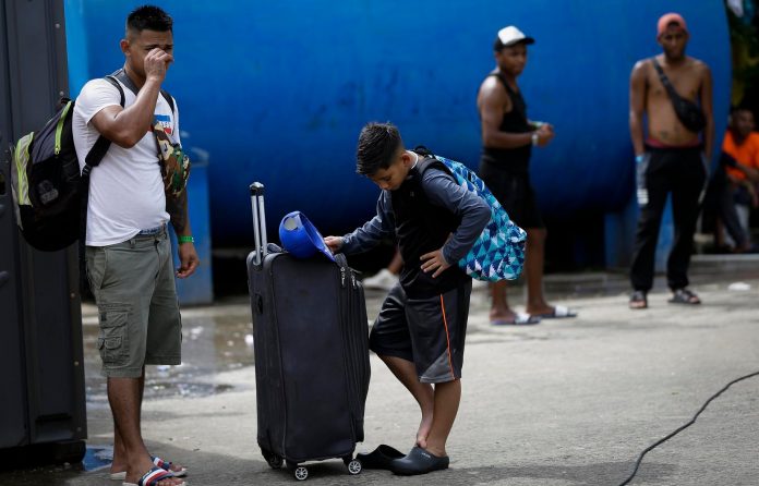 migrantes venezolanos expulsados de Guatemala