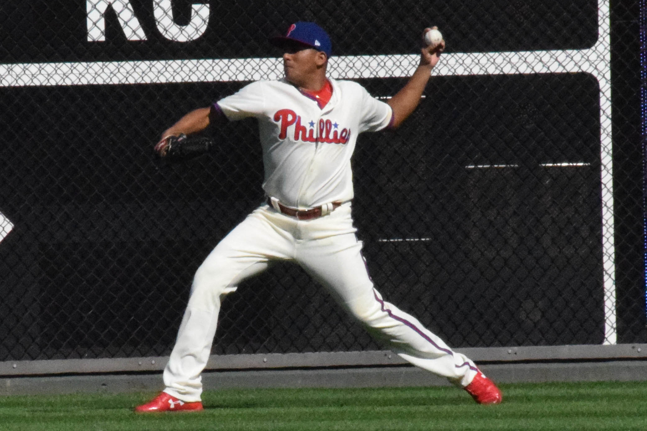 Ranger Suárez muestra su dominio en el escenario más grande del beisbol