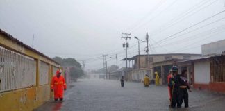 Fuertes lluvias causaron inundaciones en sectores de Falcón