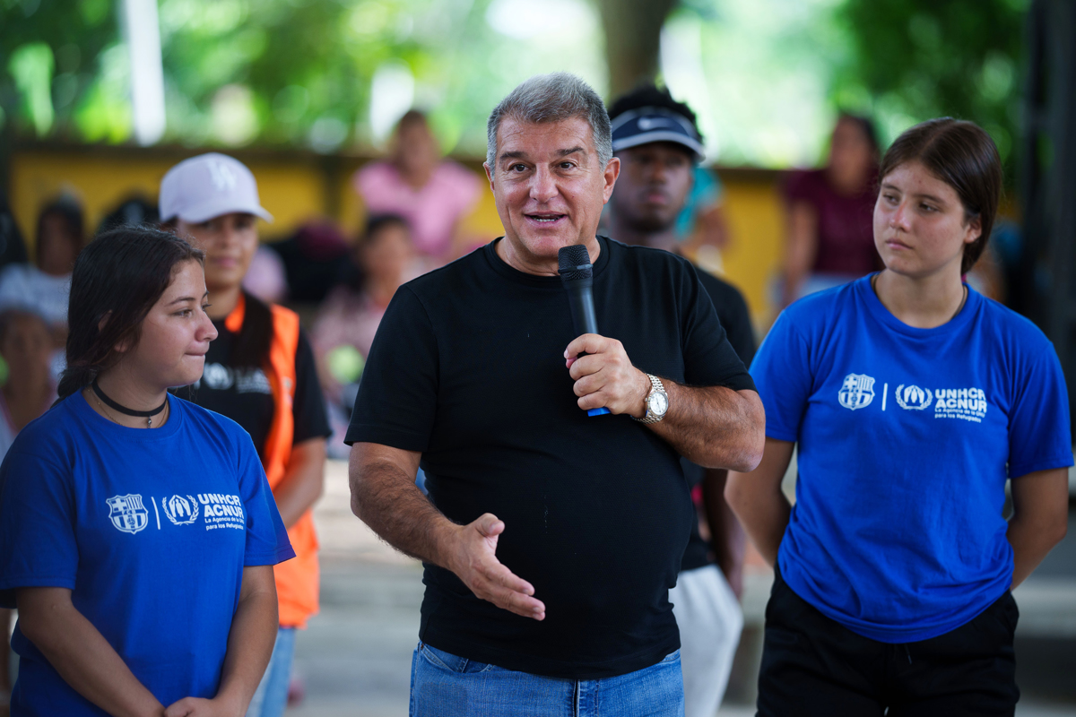 Petro le propone a Laporta que establezca una academia del Barça en Colombia