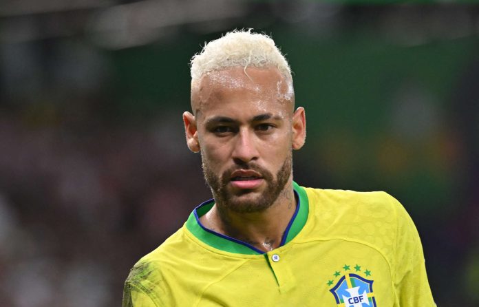 Neymar, jugador brasileño de fútbol