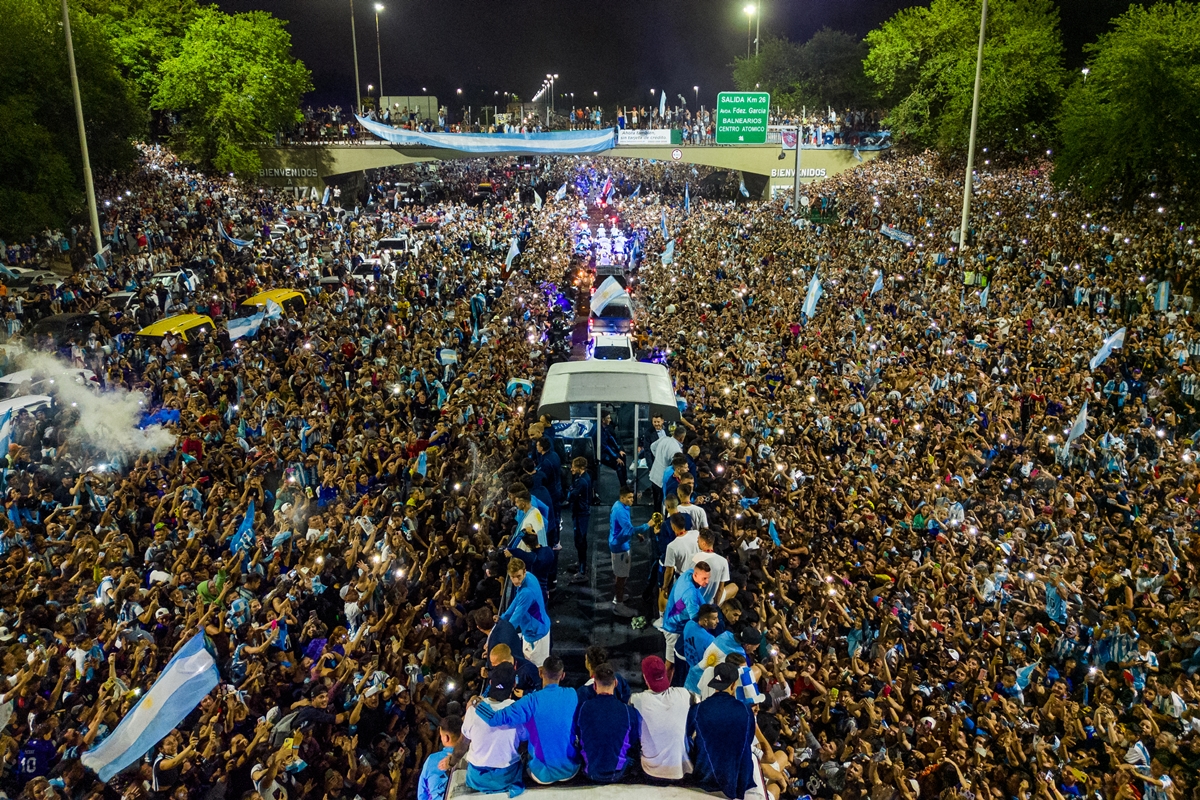 Copa del Mundo: Argentina desata la fiesta con Messi y los campeones
