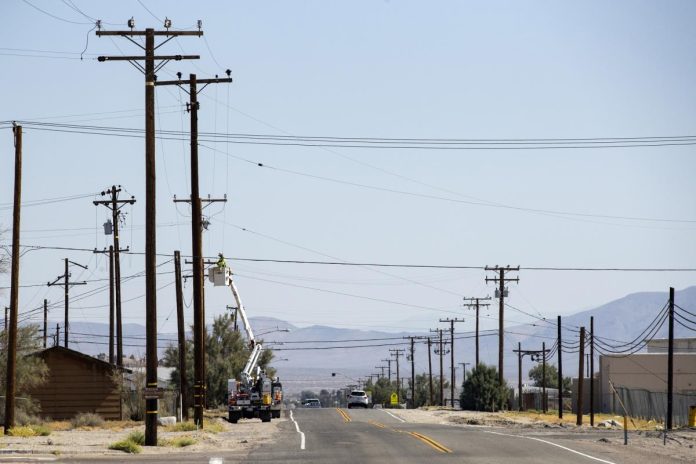 Temblor de magnitud 6,4 en California dejó a 64.000 a viviendas sin electricidad