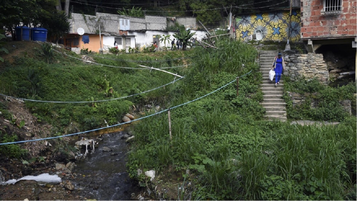 El proyecto que busca urbanizar una barriada de Caracas para evitar tragedias