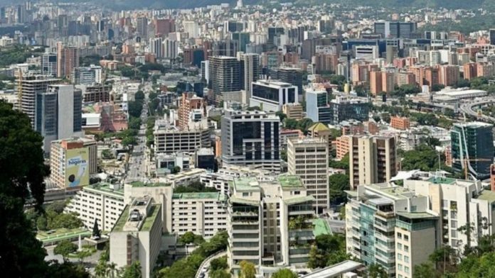 Las Mercedes, el barrio que se ha convertido en el epicentro del boom del capitalismo y el lujo en Venezuela