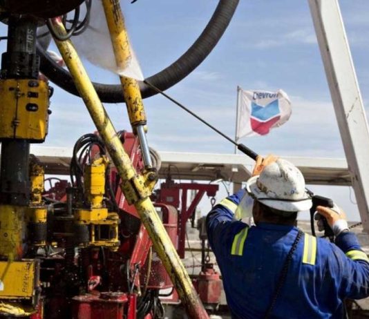PDVSA asigna nuevo cargamento de petróleo a Chevron