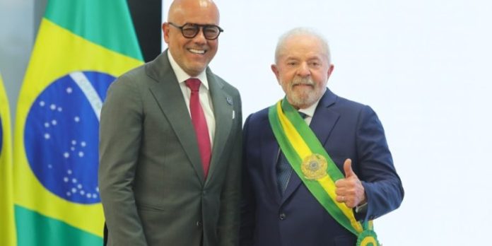 Lula da Silva se reunirá con Jorge Rodríguez en Brasil tras asumir la presidencia