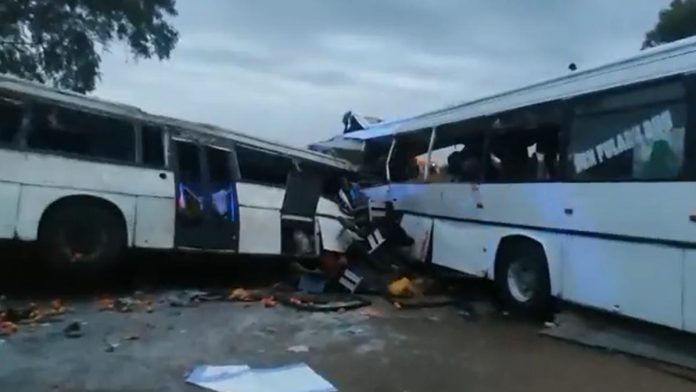 Choque autobuses Senegal